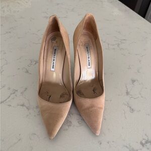Manolo Blahnik Beige Heels
